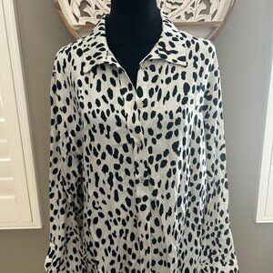 Chico's Animal Print Blouse Black & White Long Sleeve Size 3XLarge Work Office